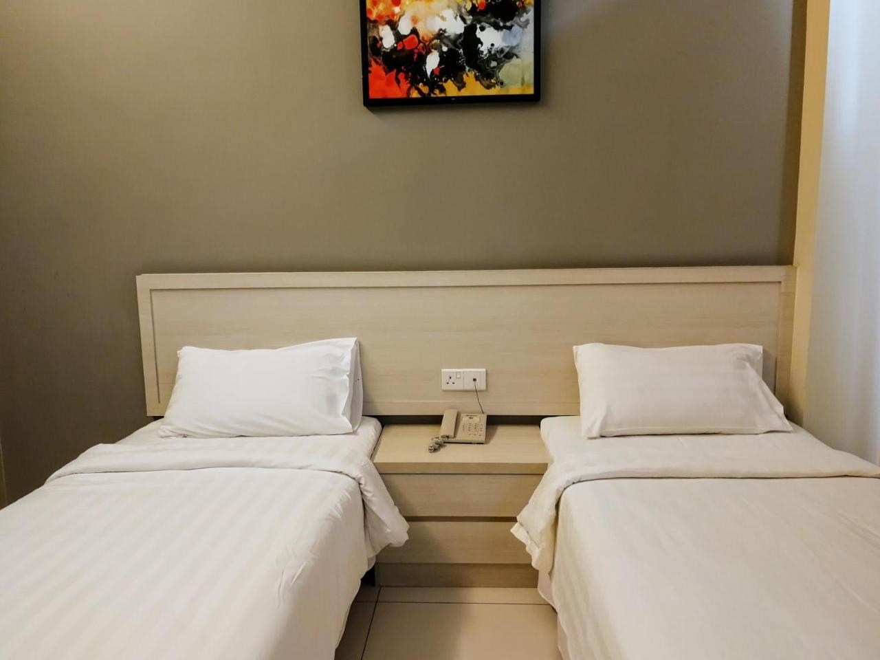 オーロラ ホテル Malacca エクステリア 写真
